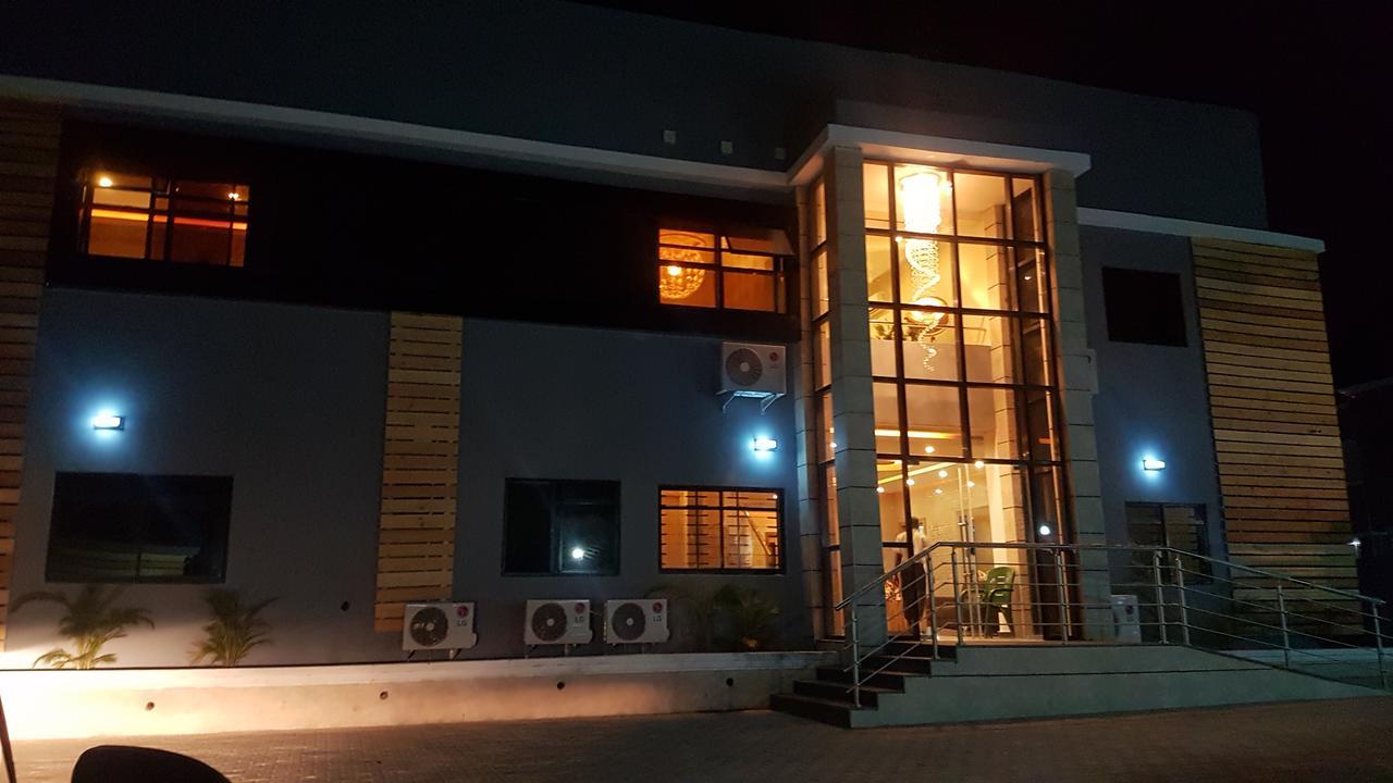 Iris Hotel Wuse 2 Абуджа Экстерьер фото