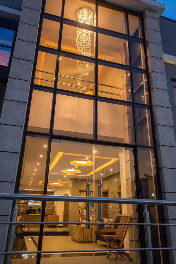 Iris Hotel Wuse 2 Абуджа Экстерьер фото